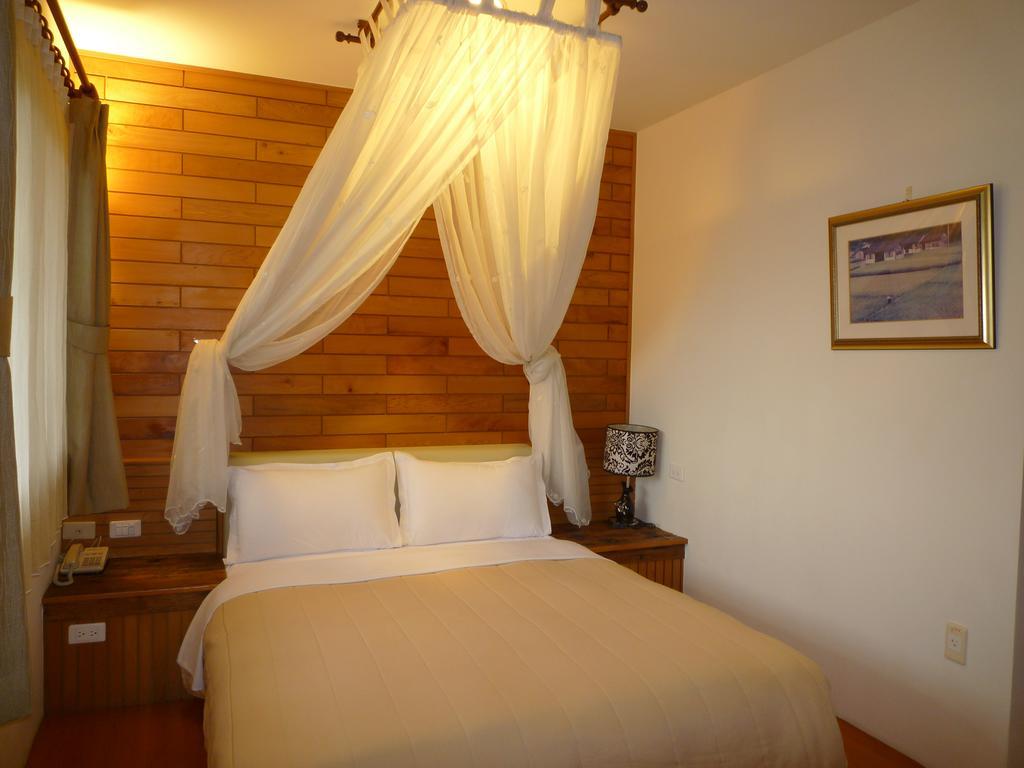 Spring Garden B&B Ренай Экстерьер фото