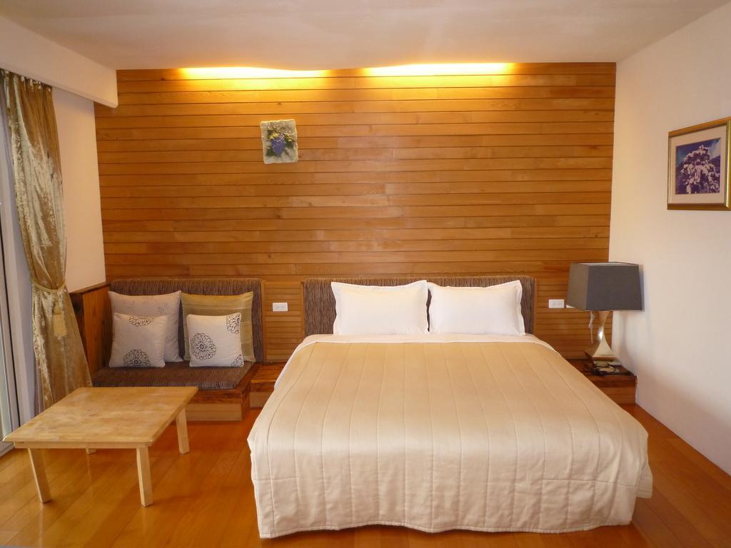 Spring Garden B&B Ренай Экстерьер фото